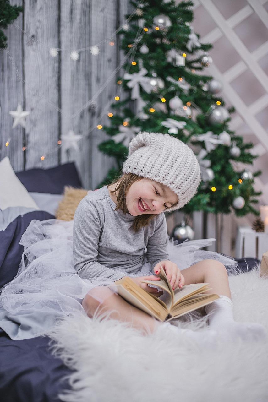 Holiday laughter: Recommended⁢ Reads to Jingle Your Senses