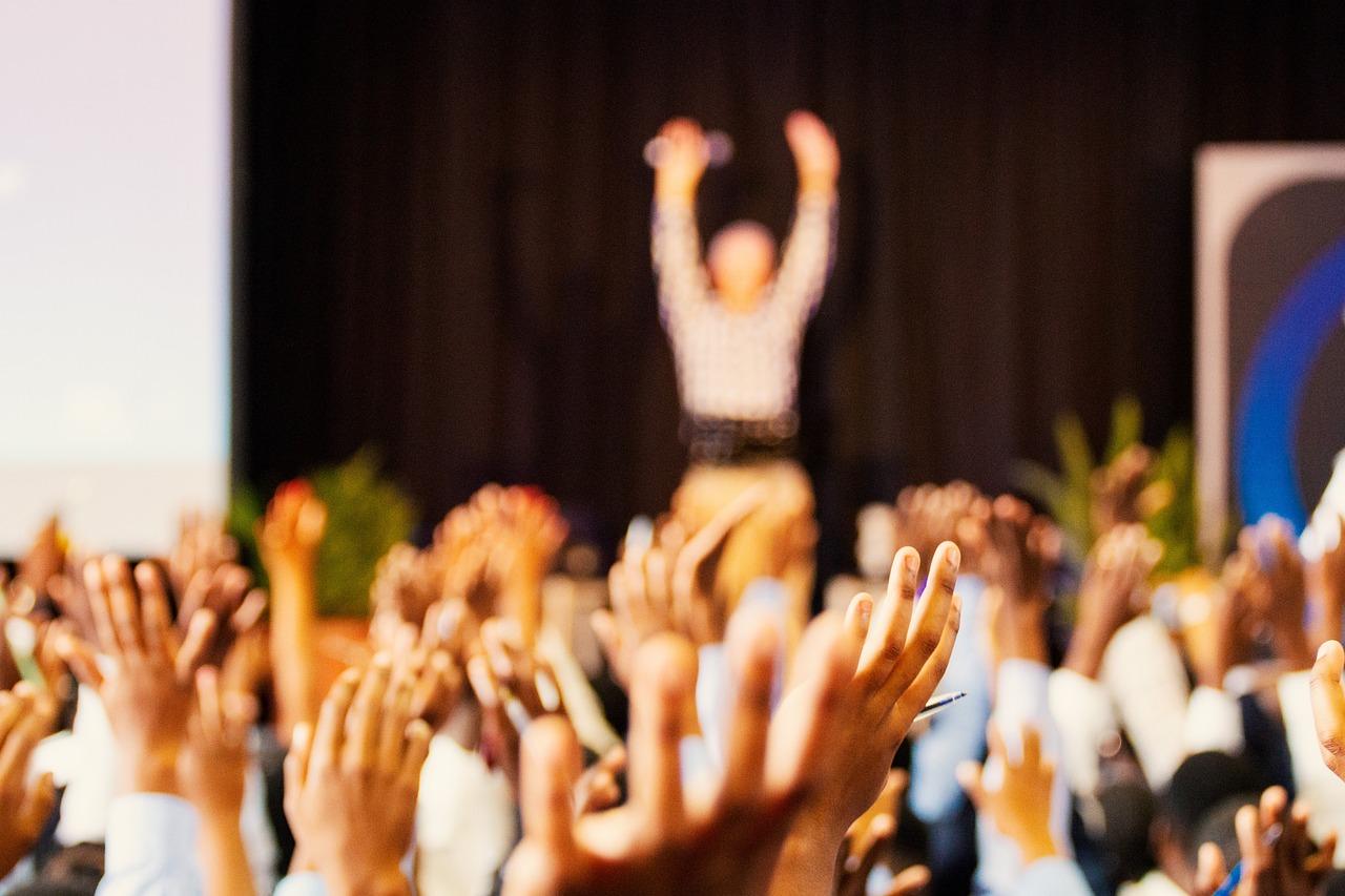 Crowd-Pleasing Convictions: Engaging your Congregation in the New Year