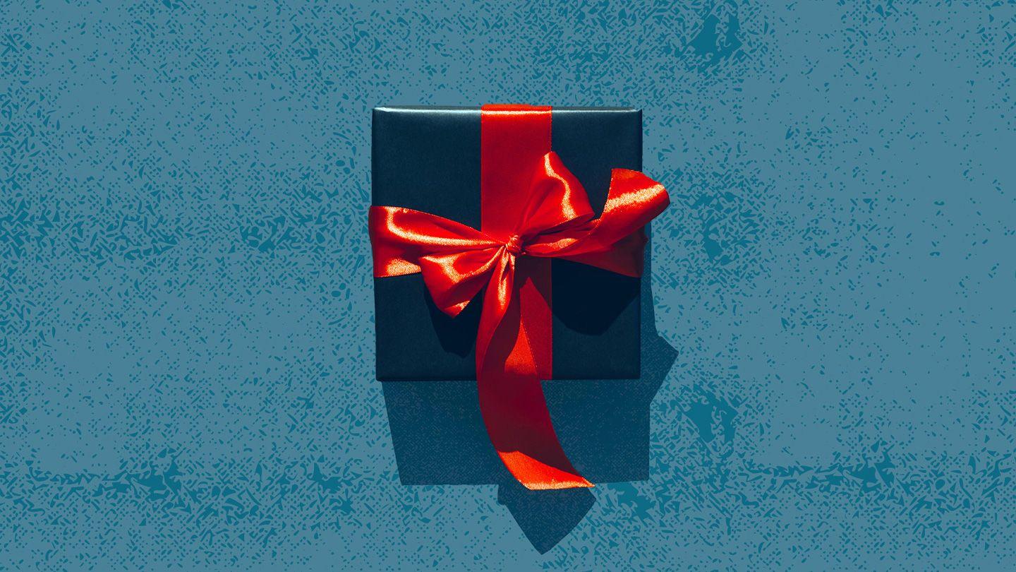 Gifts⁣ of Giggles: crafting ⁣Holiday Cheer with Simple Supplies