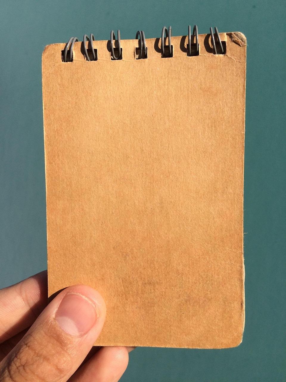 Spruce Up Sunday: Free Bulletin Covers That Won’t Break the Bank!