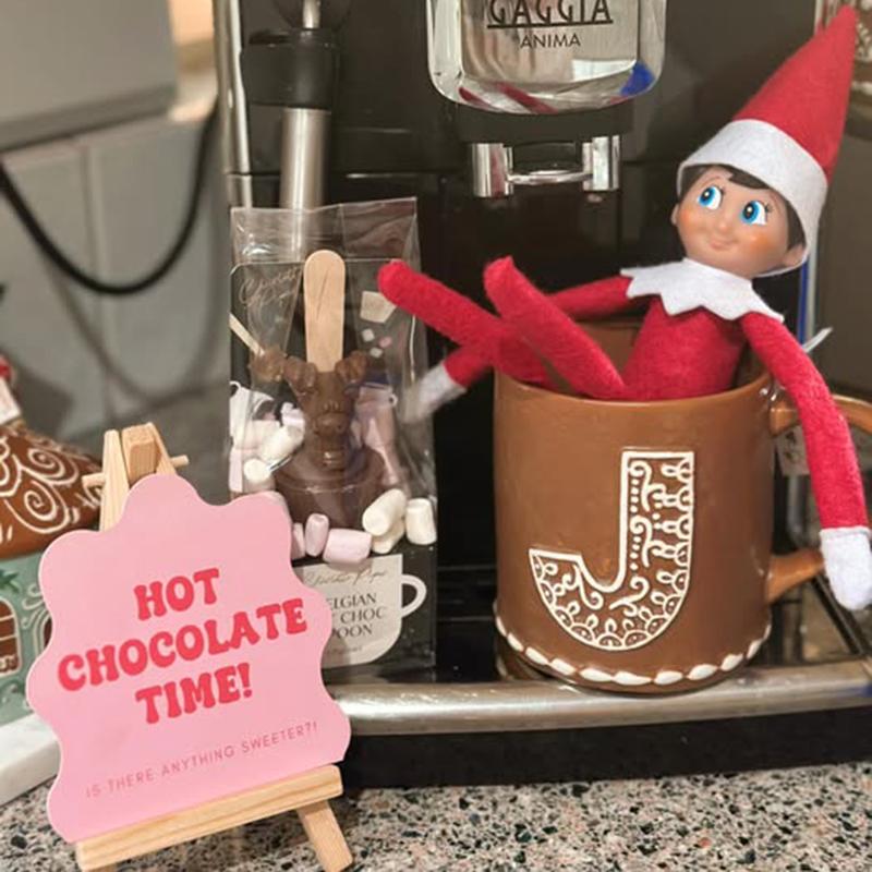 Elves on the⁣ Loose: How to Incorporate Elf-themed Missions