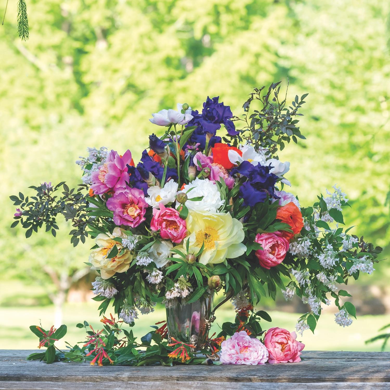 Peony Perfection: Floral⁣ Designs That Will Make Your Friends Green with Envy