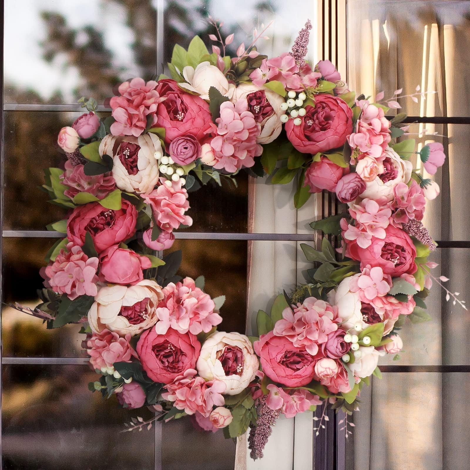 Unconventional Cupid: ⁤Wreaths ⁣That Will Make You Swoon and Giggle