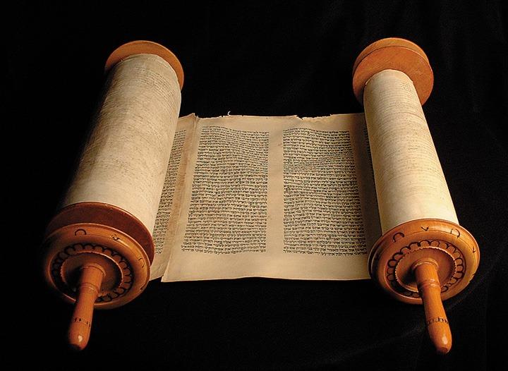 Old Testament Revelations: Why⁣ the History buffs Need Extra Shelf Brackets