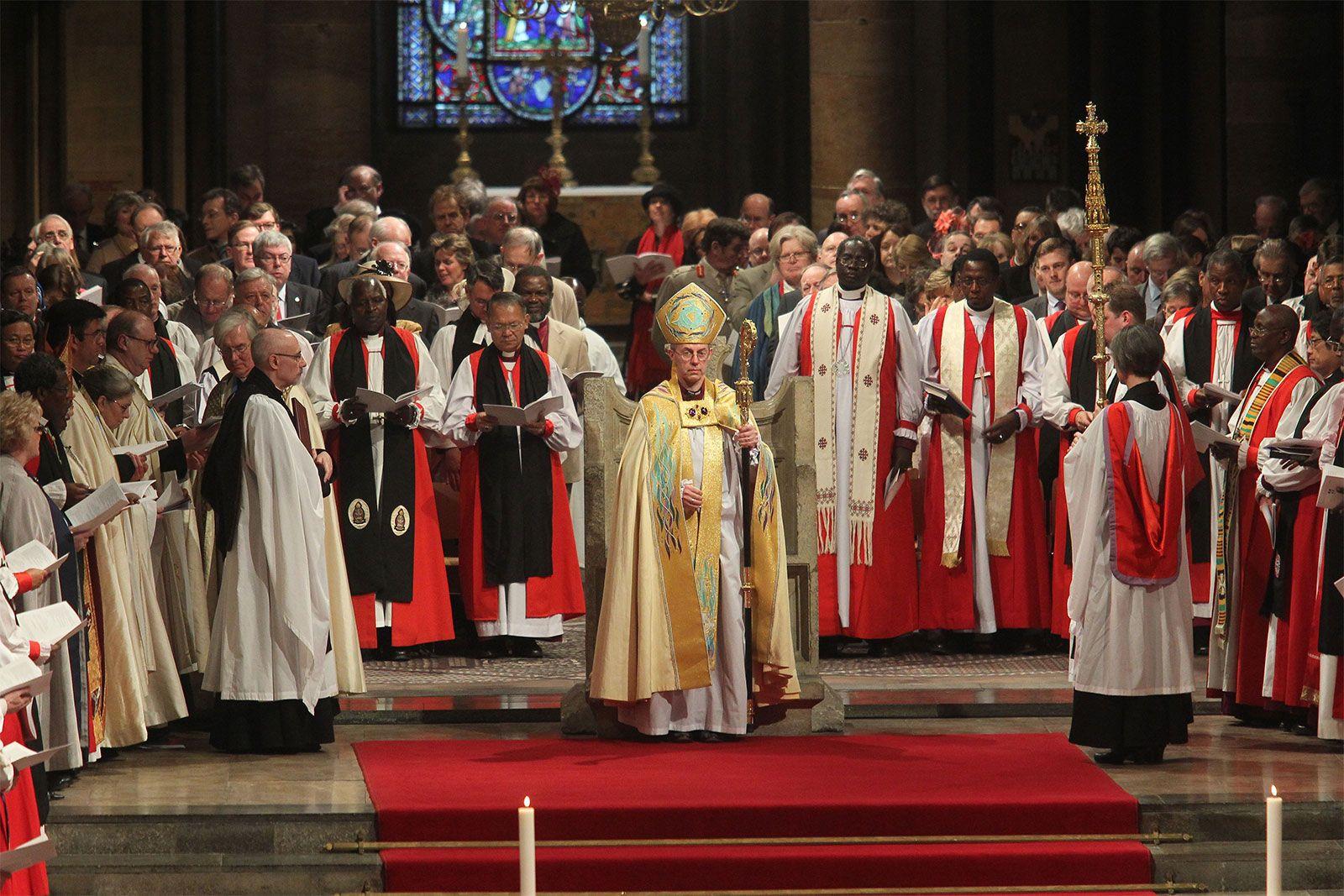 Anglicans vs Catholics: A Holy Smackdown for the Ages!