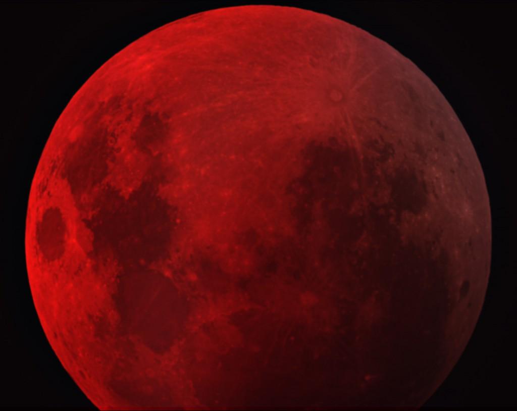 Color Your Fortune: Painting⁣ the Town Lunar Red