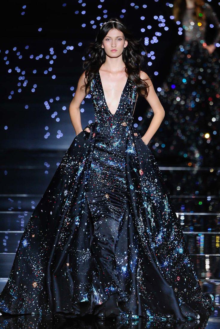Celestial ‌Chic: Preparing Your Wardrobe‍ for​ a Moonlit Ball