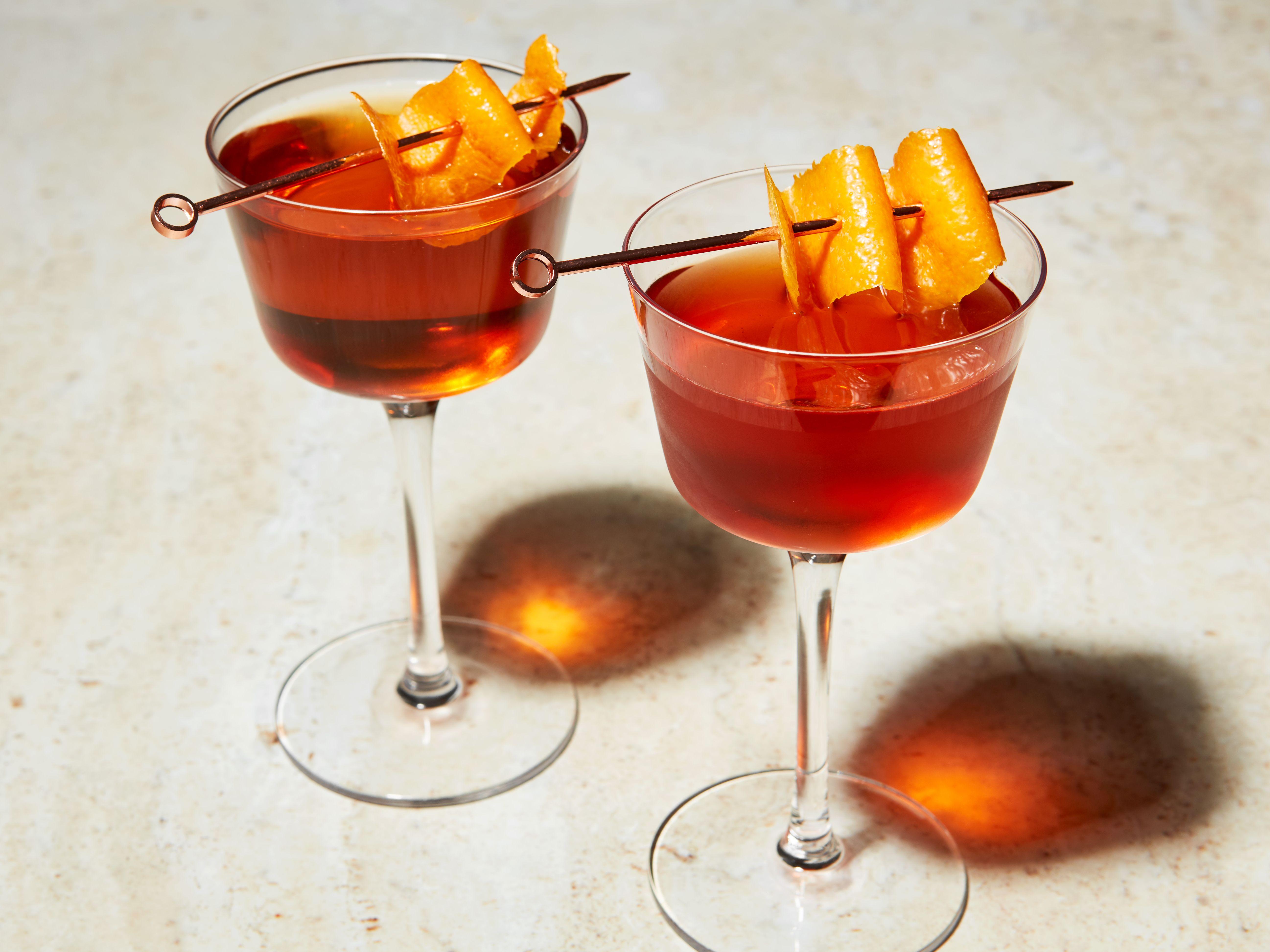 Sparkling Celebrations: Toasting with Jersey-Inspired Cocktails and Mocktails