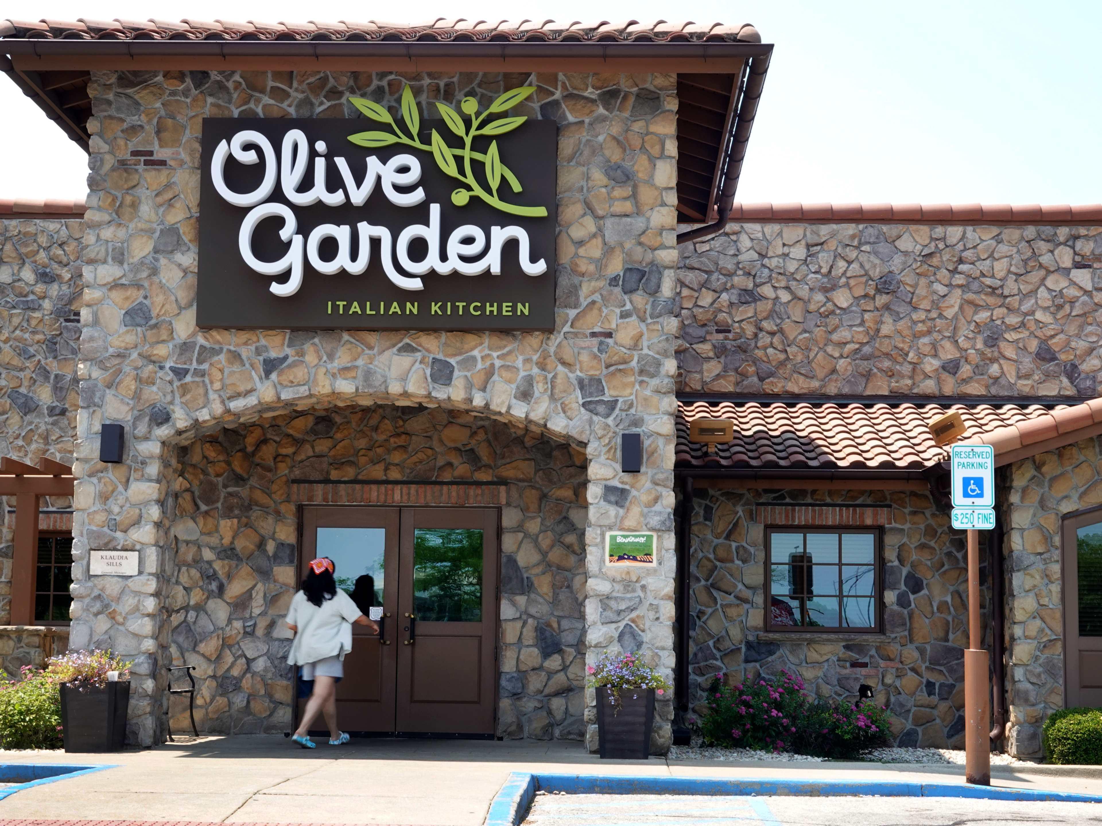 Olive Garden’s Holiday Hours: When to Jingle All the Way to the Table