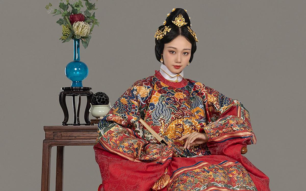 Auspicious Attire: Dressing to Impress Without Becoming⁤ a Fire Hazard